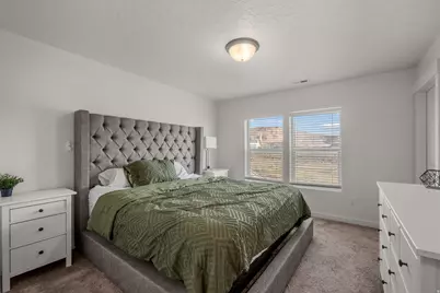 4477 E Hurstbourne Dr, Eagle Mountain, UT 84005 - Photo 17