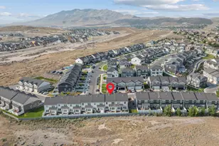 4477 E Hurstbourne Dr, Eagle Mountain, UT 84005 - Photo 45