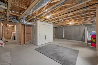 4477 E Hurstbourne Dr, Eagle Mountain, UT 84005 - Photo 29