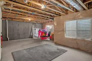 4477 E Hurstbourne Dr, Eagle Mountain, UT 84005 - Photo 29