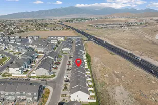 4477 E Hurstbourne Dr, Eagle Mountain, UT 84005 - Photo 43