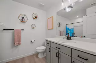4477 E Hurstbourne Dr, Eagle Mountain, UT 84005 - Photo 21