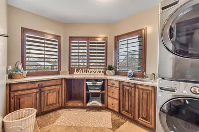 6455 S Raymond Dr, South Weber, UT 84405 - Photo 31