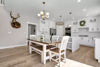 2873 S Puddle Ln, Saratoga Springs, UT 84045 - Photo 13