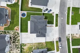 2873 S Puddle Ln, Saratoga Springs, UT 84045 - Photo 5