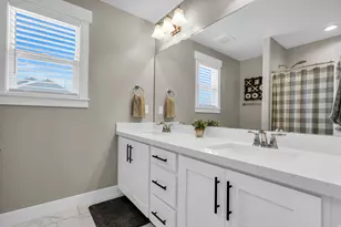 2873 S Puddle Ln, Saratoga Springs, UT 84045 - Photo 37