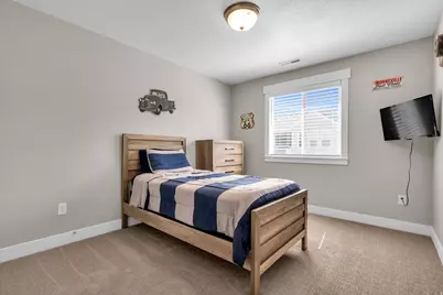 2873 S Puddle Ln, Saratoga Springs, UT 84045 - Photo 33