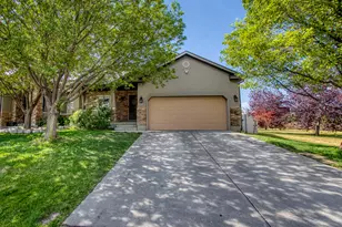 5552 W Eagle Peak Dr S, Herriman, UT 84096 - Photo 1