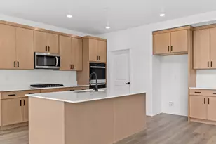 3983 N Majors St, Eagle Mountain, UT 84005 - Photo 5