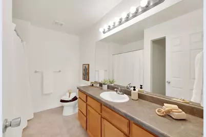 7902 S Dove Creek Ln W, West Jordan, UT 84081 - Photo 17
