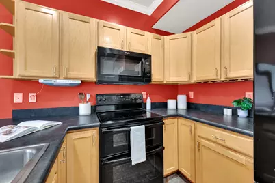 7902 S Dove Creek Ln W, West Jordan, UT 84081 - Photo 13