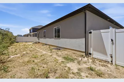 1186 N Buckboard Ln, Spanish Fork, UT 84660 - Photo 11