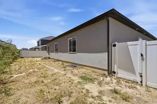1186 N Buckboard Ln, Spanish Fork, UT 84660 - Photo 11