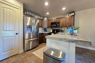 309 W 1950 N, Harrisville, UT 84414 - Photo 5