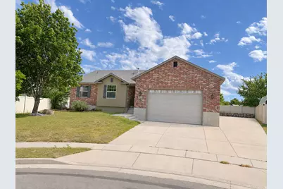 6804 S Majestic Rd, West Jordan, UT 84081 - Photo 1