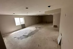 6804 S Majestic Rd, West Jordan, UT 84081 - Photo 23