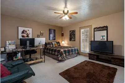 65 E Red Shadow Cir, Kanab, UT 84741 - Photo 17