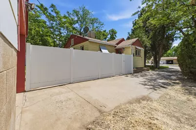 94 W 2000 N, Sunset, UT 84015 - Photo 19