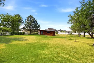 2252 W 800 N, Clinton, UT 84015 - Photo 31