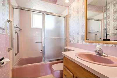 272 E 1400 N, Bountiful, UT 84010 - Photo 17