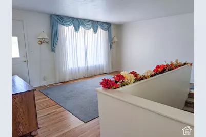 272 E 1400 N, Bountiful, UT 84010 - Photo 9