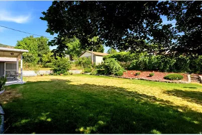272 E 1400 N, Bountiful, UT 84010 - Photo 27