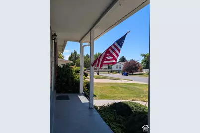 272 E 1400 N, Bountiful, UT 84010 - Photo 41