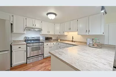 3077 E Nordic Dr S, Sandy, UT 84093 - Photo 13