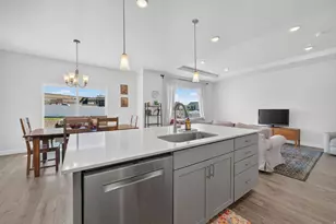 1266 E Blue Moon Dr N, Lake Point, UT 84074 - Photo 13