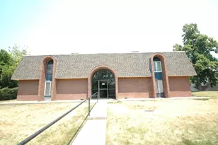 46 W Lester Ave, Murray, UT 84107 - Photo 1