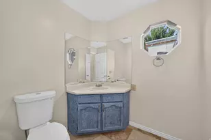 10043 S Granite Crest Ln, Sandy, UT 84092 - Photo 27