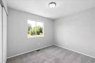 558 N Redwood Rd, Salt Lake City, UT 84116 - Photo 21