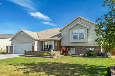 272 E 1150 N, Harrisville, UT 84404 - Photo 3