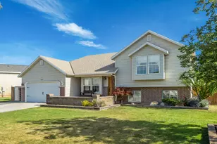 272 E 1150 N, Harrisville, UT 84404 - Photo 3