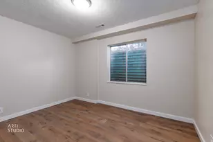 965 N Dorothea Way W, Salt Lake City, UT 84116 - Photo 25