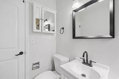 1453 Stanford St, Layton, UT 84041 - Photo 9