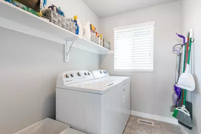 2833 W 2450 N, Plain City, UT 84404 - Photo 13