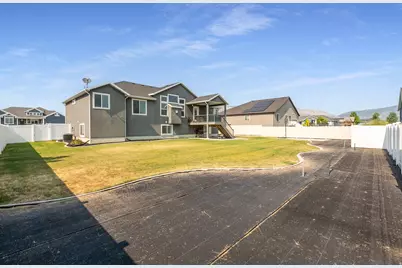 2833 W 2450 N, Plain City, UT 84404 - Photo 35