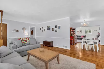 6207 W 3500 S, West Valley, UT 84128 - Photo 3