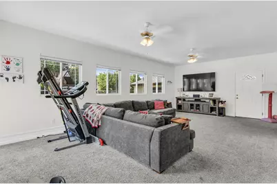 6207 W 3500 S, West Valley, UT 84128 - Photo 7