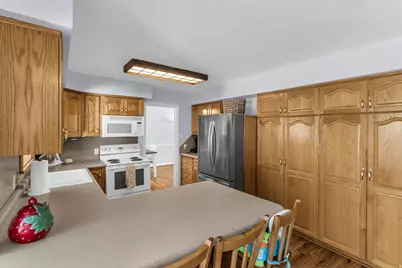 6207 W 3500 S, West Valley, UT 84128 - Photo 13