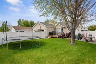 2152 E Weeping Willow Way N, Eagle Mountain, UT 84005 - Photo 21
