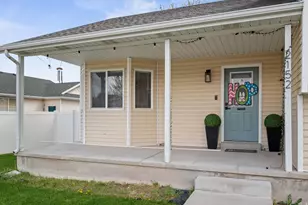 2152 E Weeping Willow Way N, Eagle Mountain, UT 84005 - Photo 13