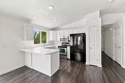 3223 W 13120 S, Riverton, UT 84065 - Photo 11