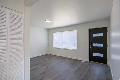 4560 W 5540 S, Kearns, UT 84118 - Photo 5