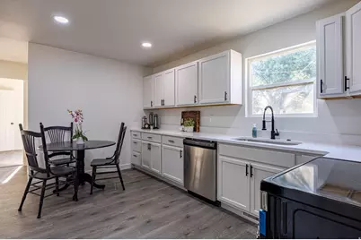 4560 W 5540 S, Kearns, UT 84118 - Photo 9