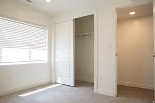 727 W Sandhill Dr, Lehi, UT 84043 - Photo 11