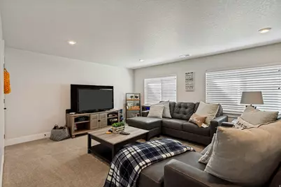 2285 W Sunrise Ranch Dr, Mapleton, UT 84664 - Photo 37