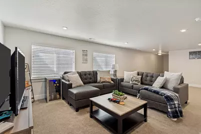 2285 W Sunrise Ranch Dr, Mapleton, UT 84664 - Photo 39