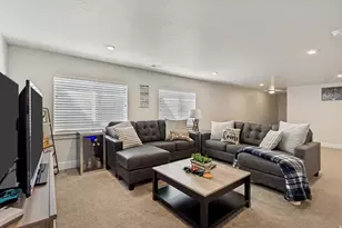 2285 W Sunrise Ranch Dr, Mapleton, UT 84664 - Photo 39